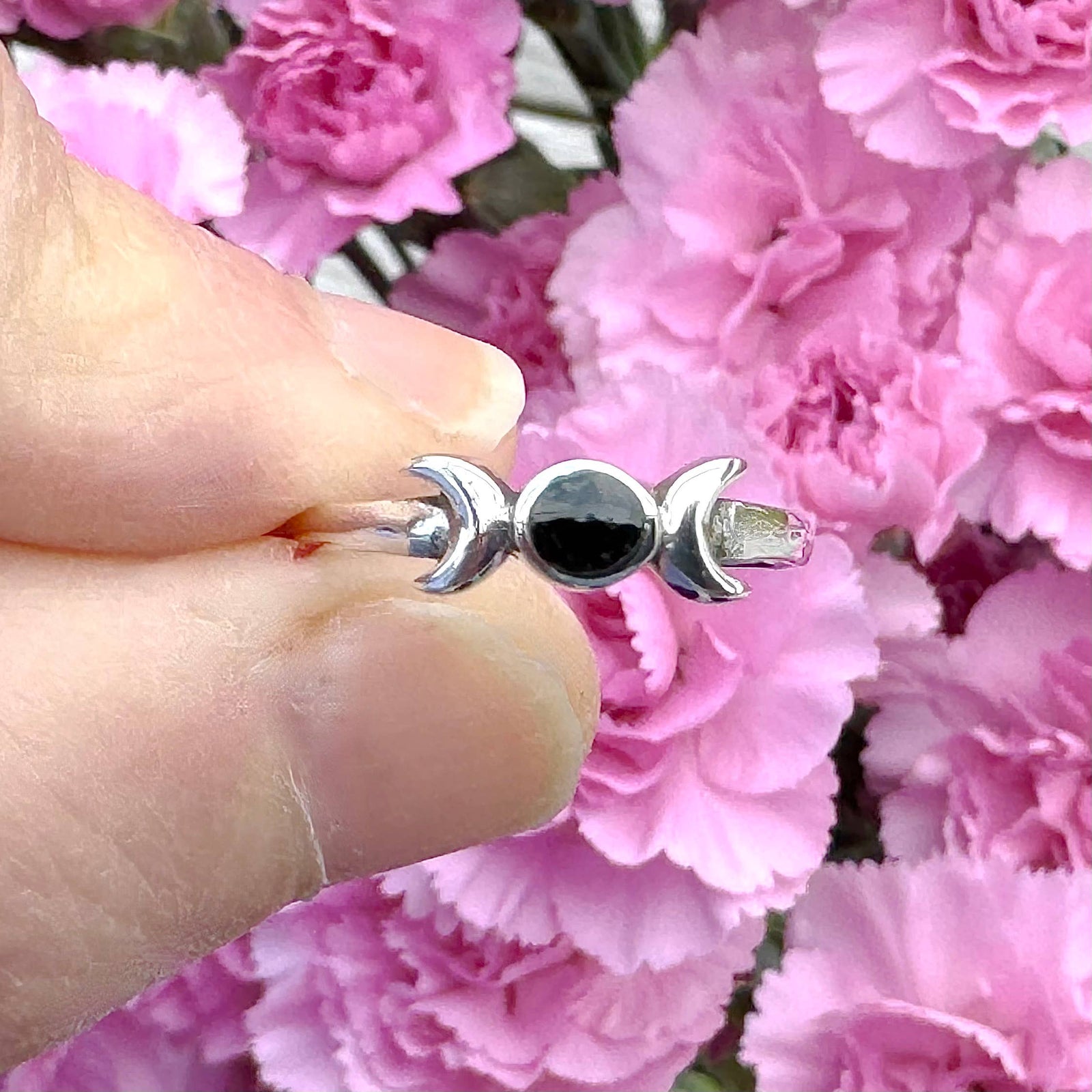 Sterling Silver Moon with Black Agate Single Stone Ring