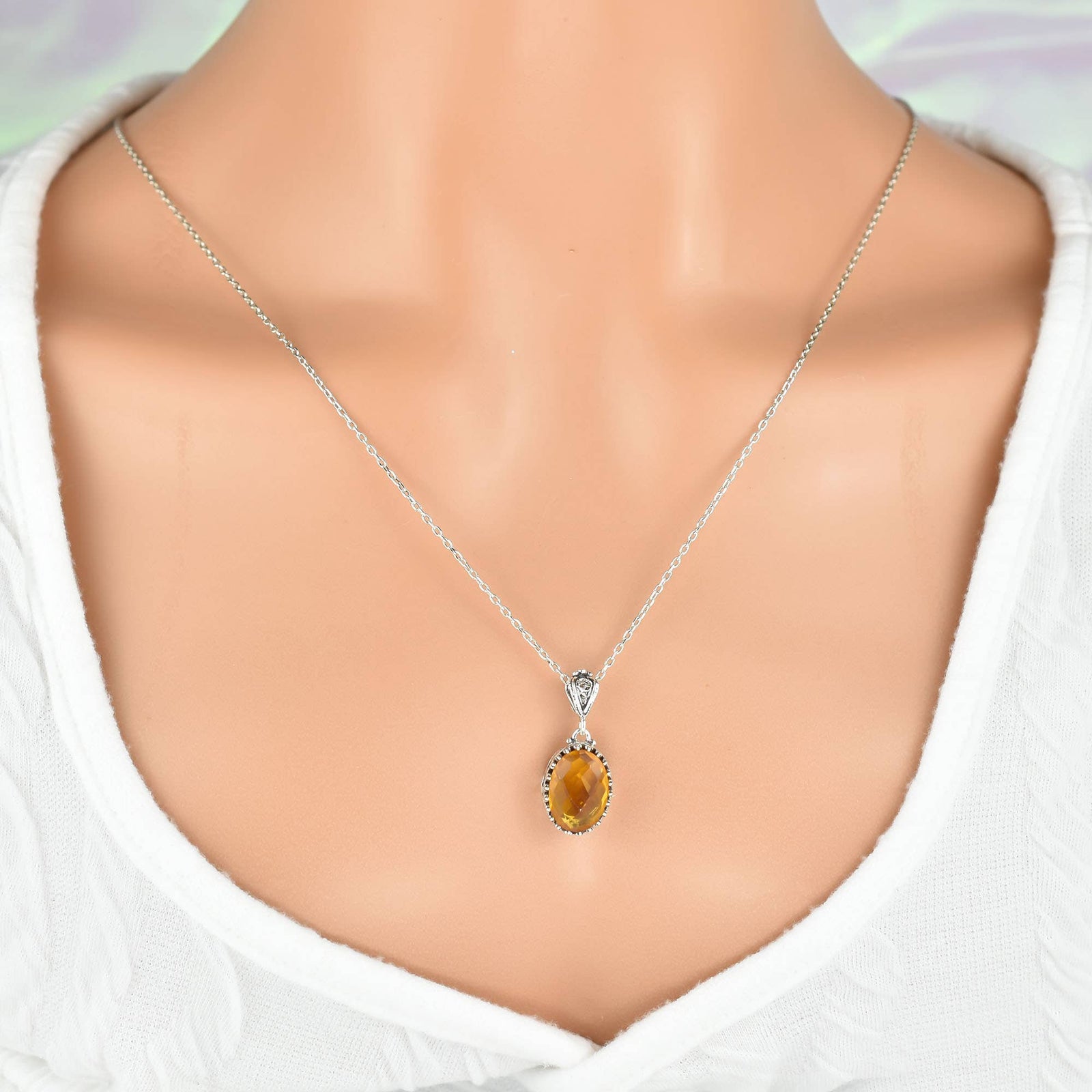 925 Silver Filigree Heart Detailed Citrine Gemstone Woman Pendant