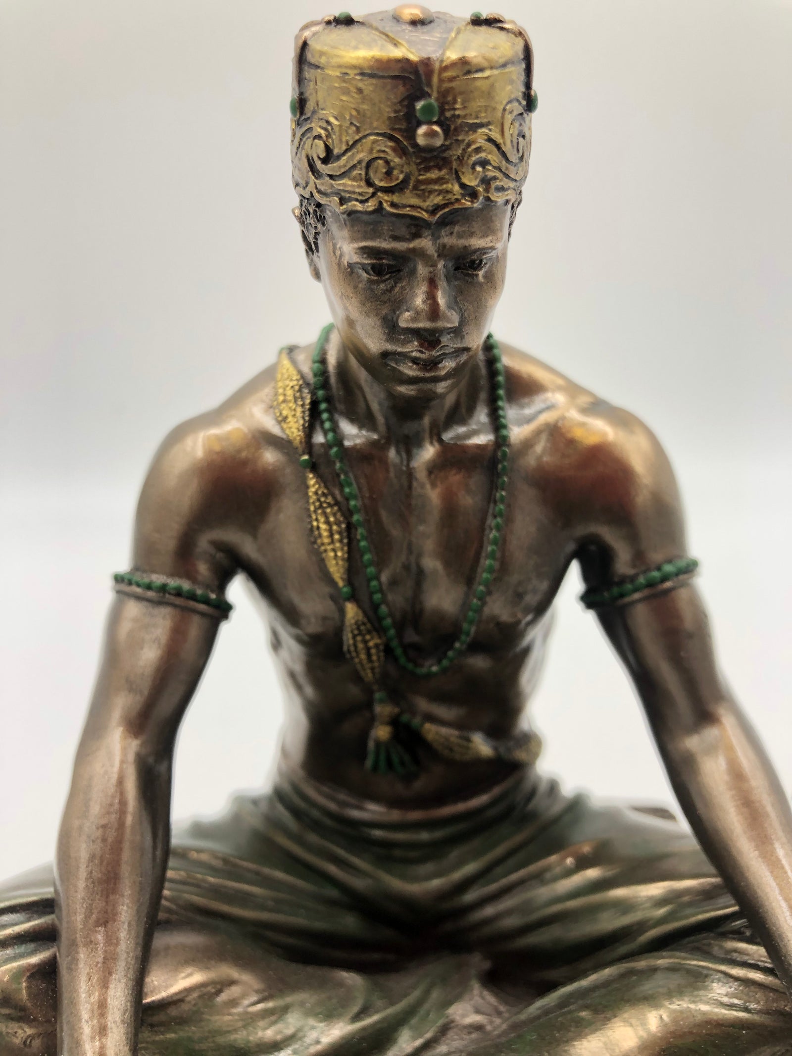 Orunla - God of Wisdom, Destiny, and Prophecy Statue