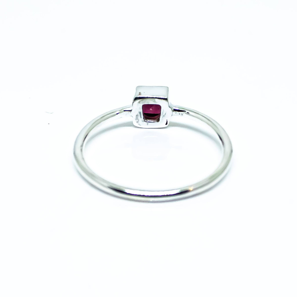 Garnet Sterling Silver Ring 925