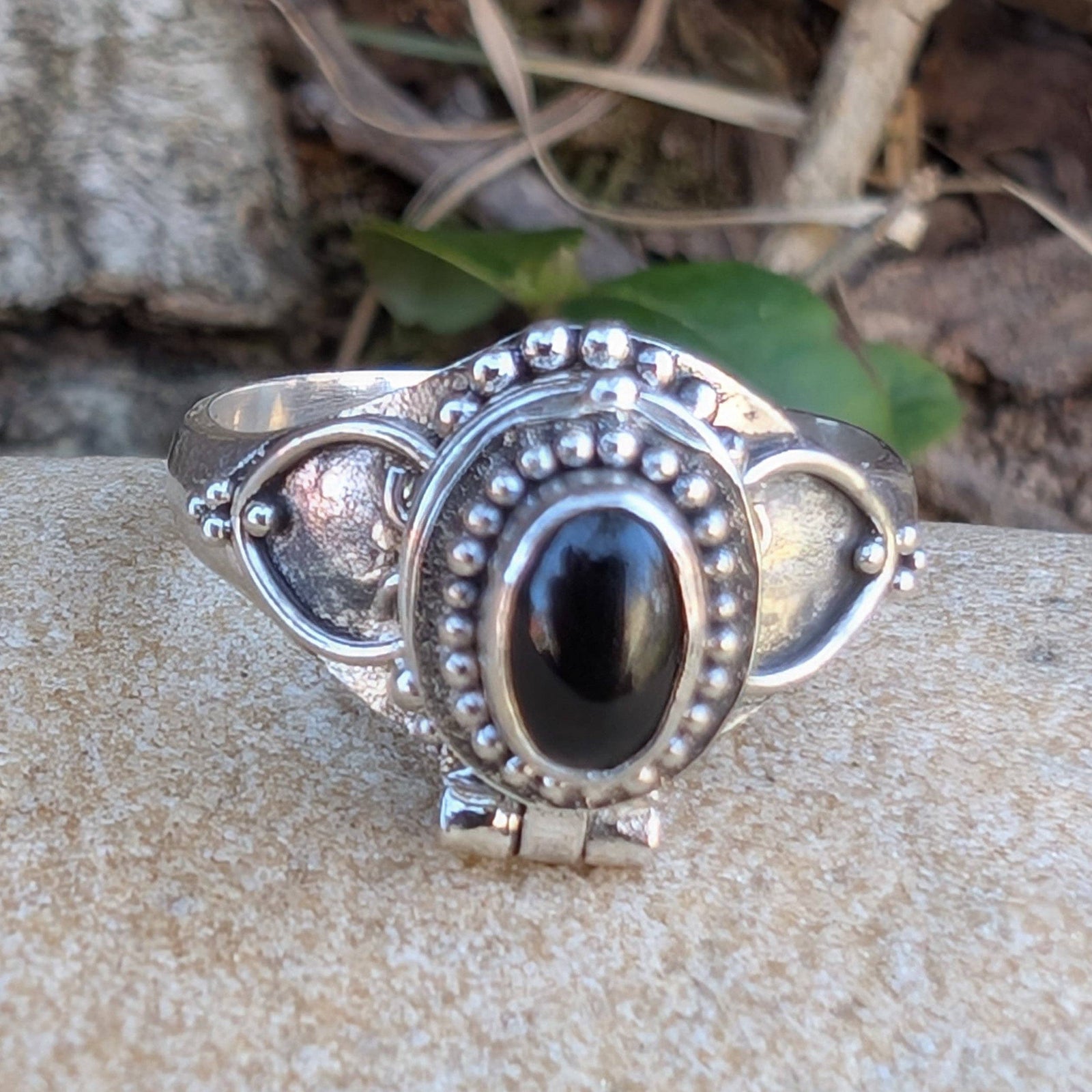 Gothic Oval Gemstone Poison Vessel Ring - Sterling Silver