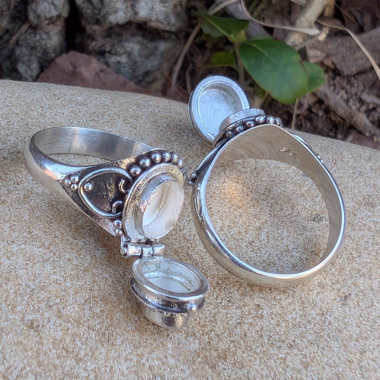 Gothic Oval Gemstone Poison Vessel Ring - Sterling Silver