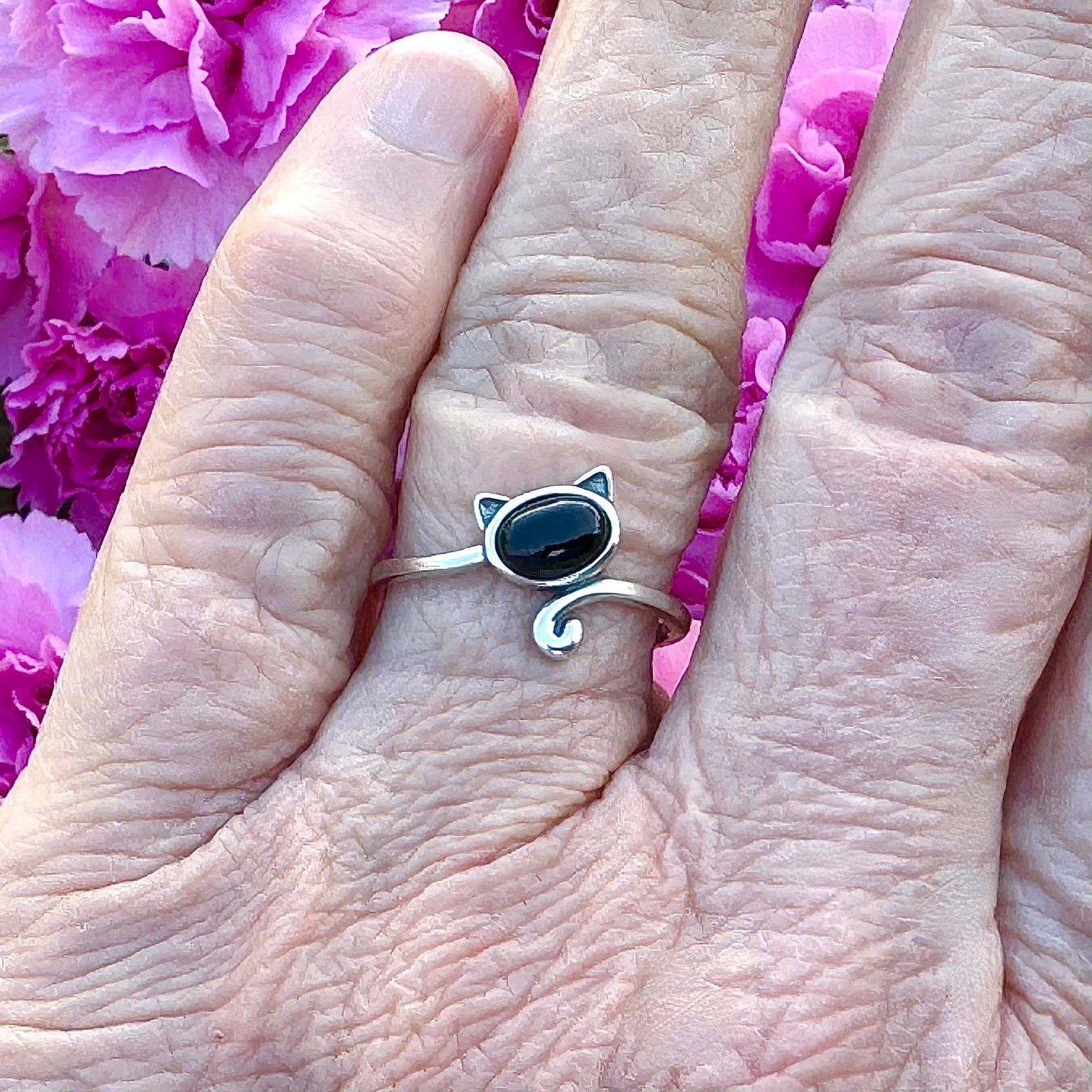 Cat with Black Agate Ring