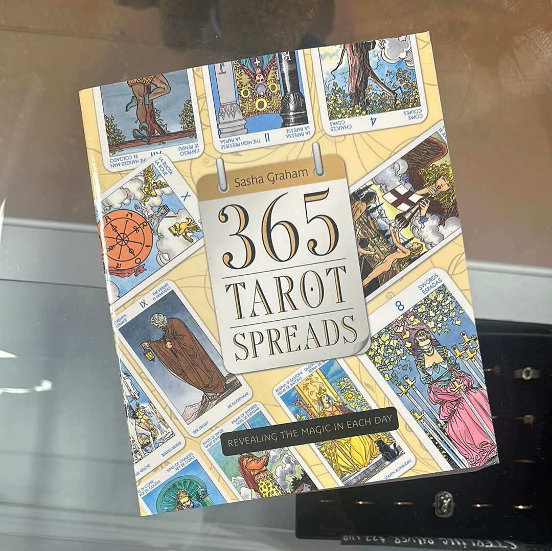 365 Tarot Spreads - Graham