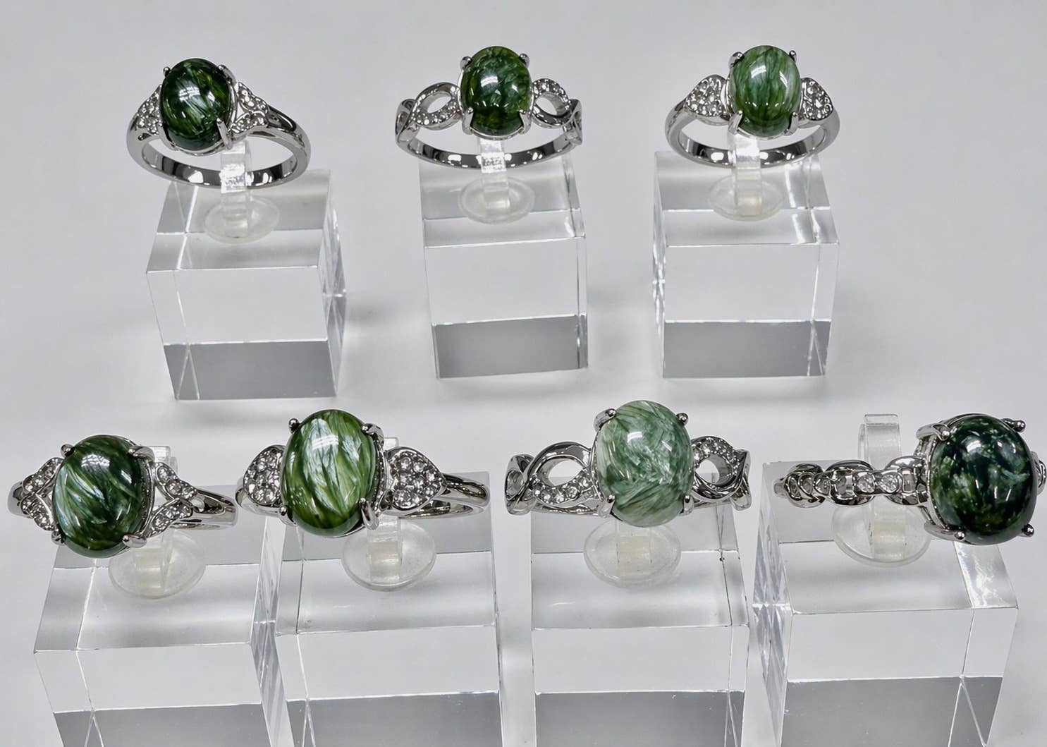 Natural Seraphinite Stainless Steel Ring 8x10mm Crystals