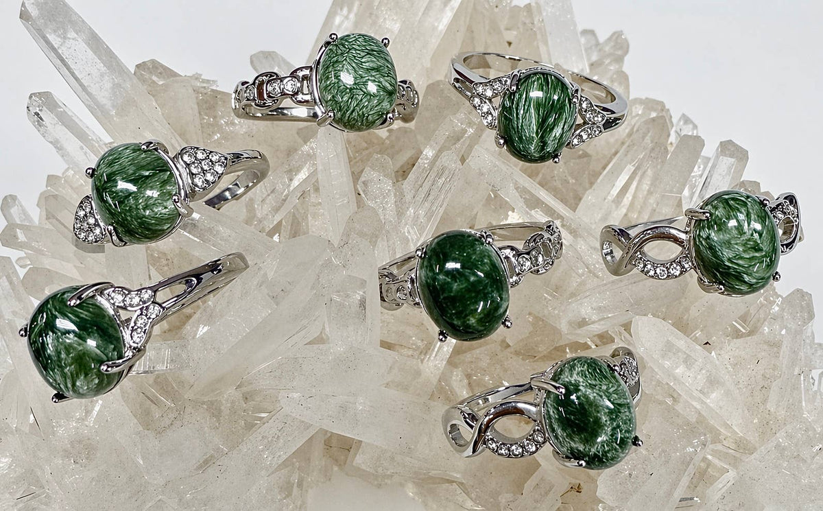 Natural Seraphinite Stainless Steel Ring 8x10mm Crystals