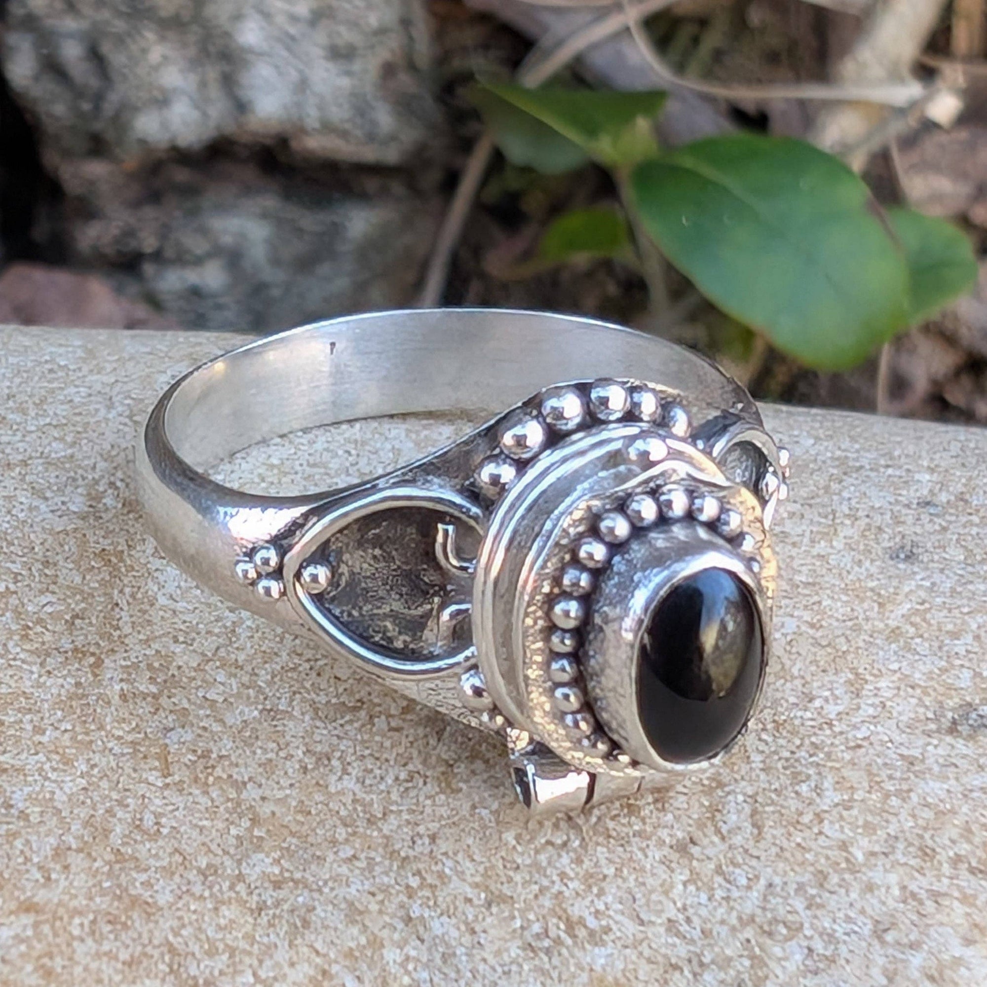 Gothic Oval Gemstone Poison Vessel Ring - Sterling Silver
