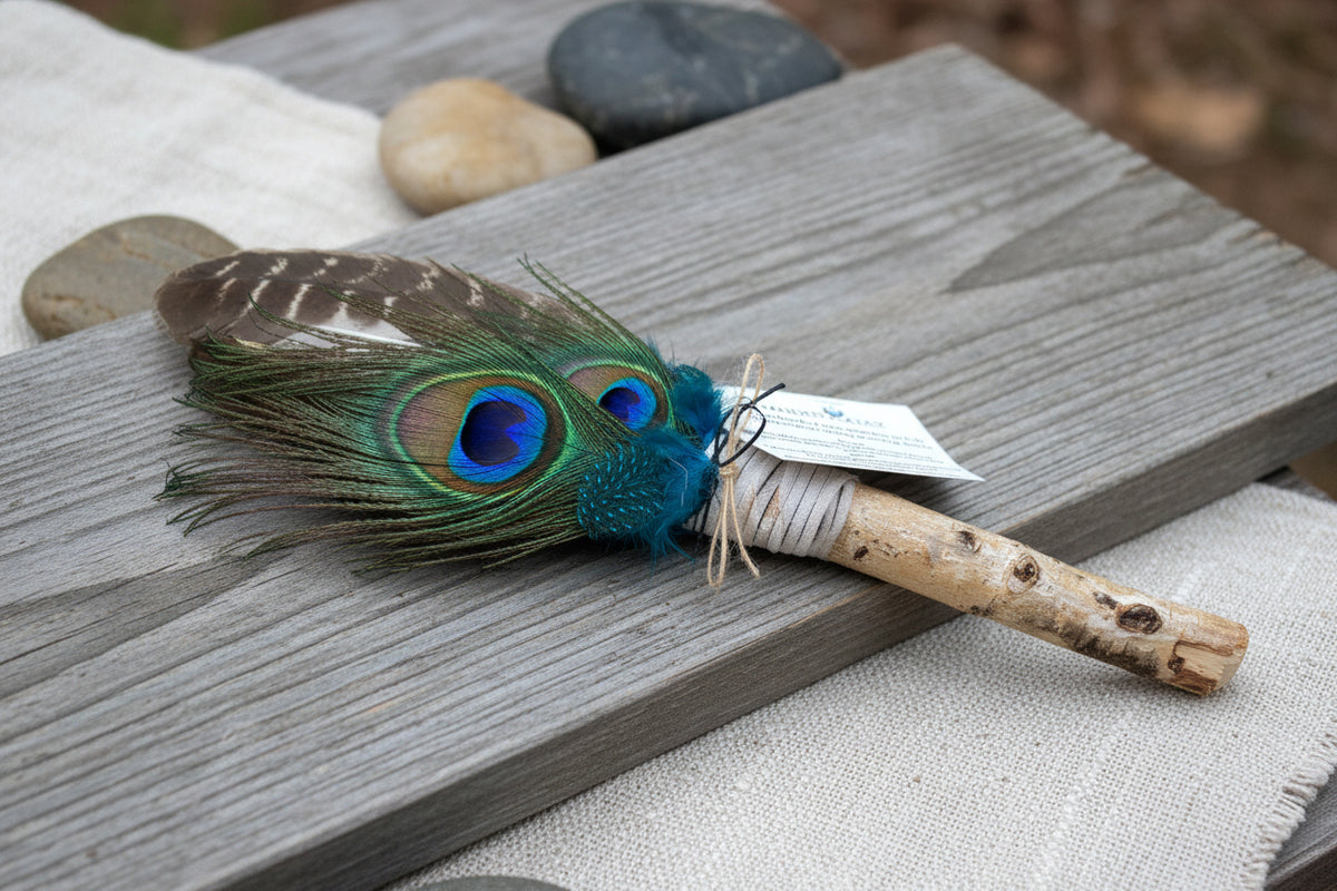 Smudge Fan by  Maiden Minx