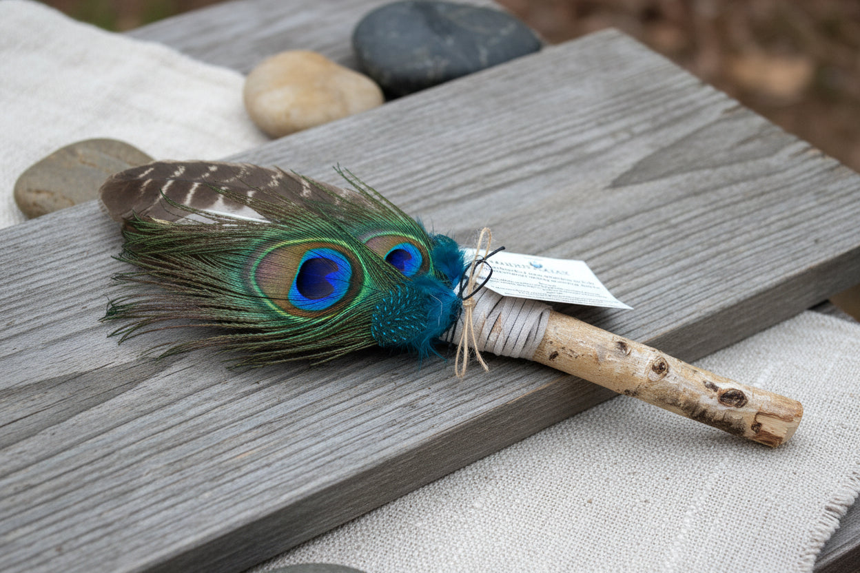 Smudge Fan by  Maiden Minx