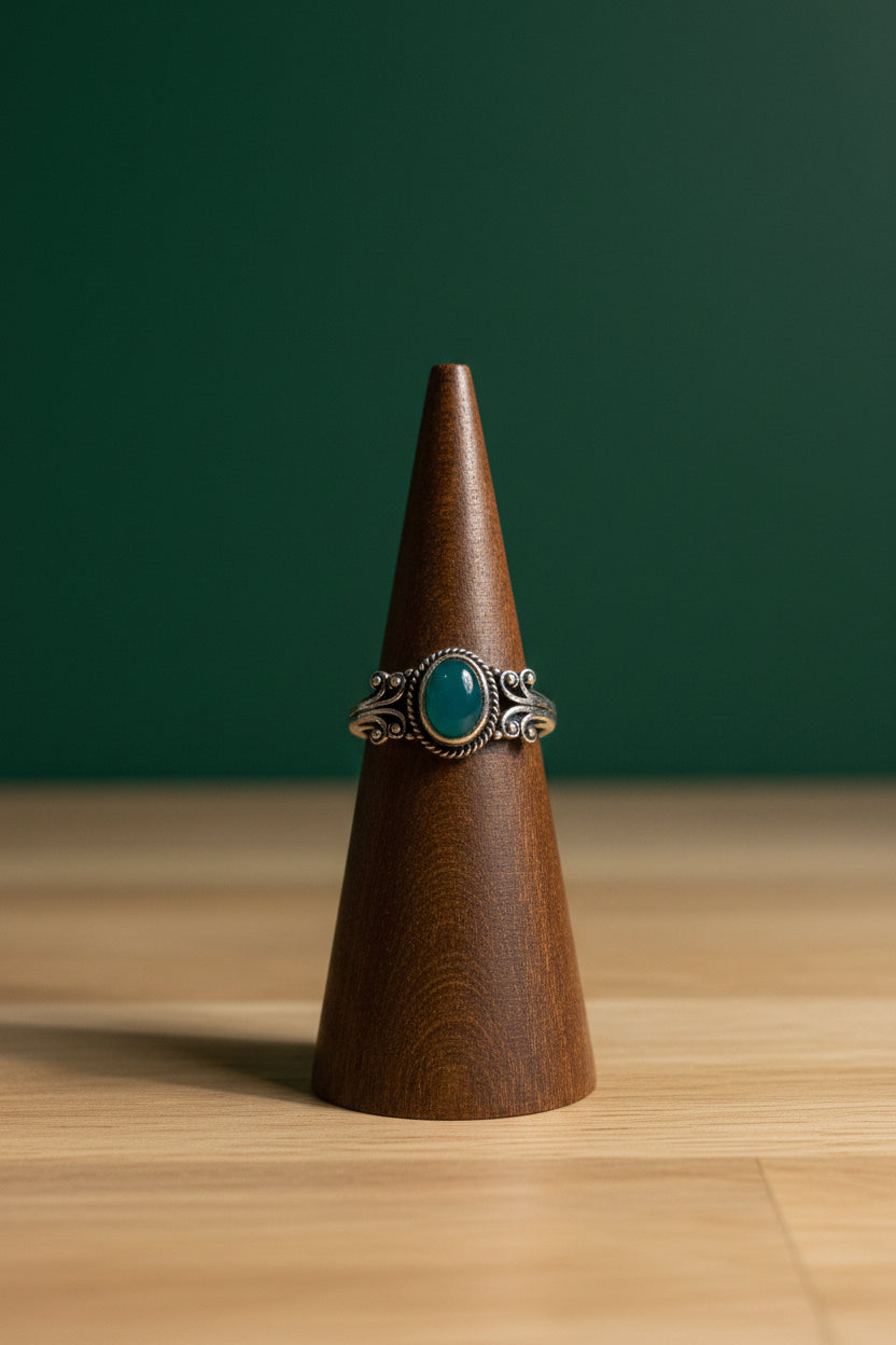 Green Onyx Ring – Silver-Plated over Brass Size 8.5