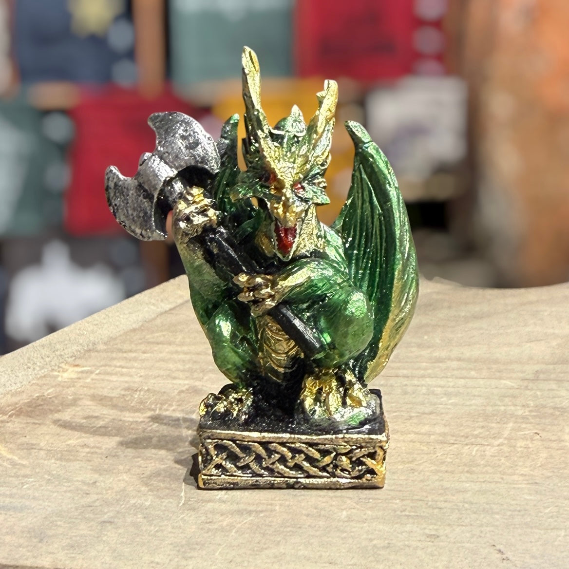Mini Battle Dragon Statue