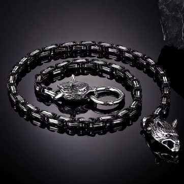 Mjolnir Necklace with Twin Wolves