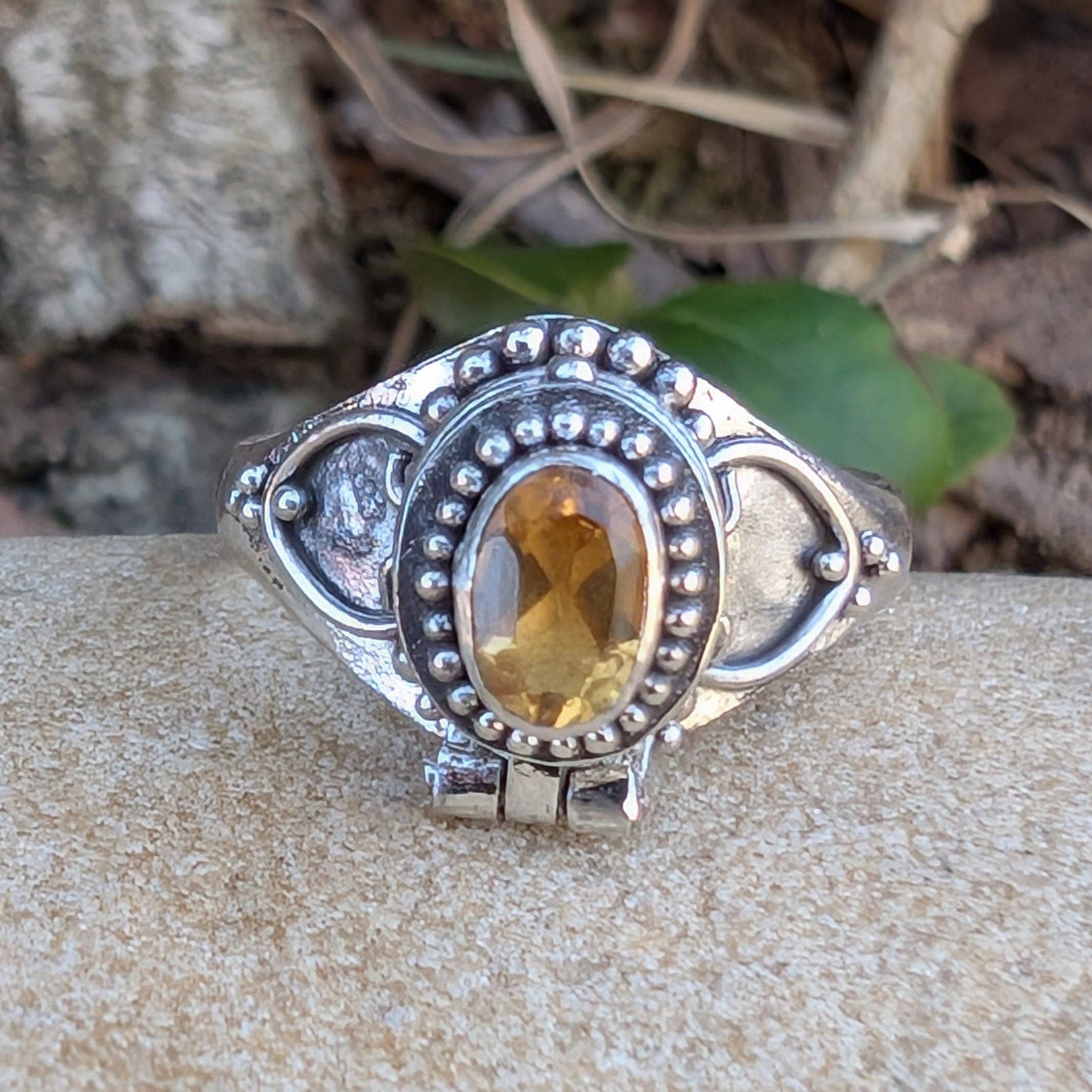 Gothic Oval Gemstone Poison Vessel Ring - Sterling Silver