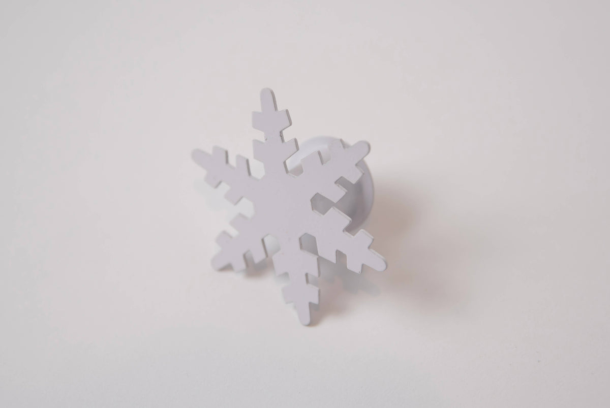 White Iron Snowflake Taper Holder