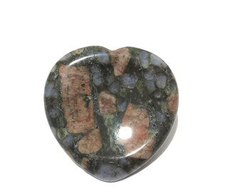 Crystal Heart Que Sera Stone 30mm