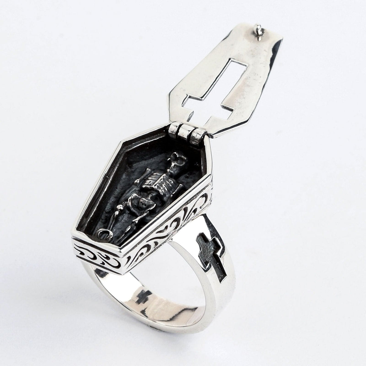 Moving Coffin Ring