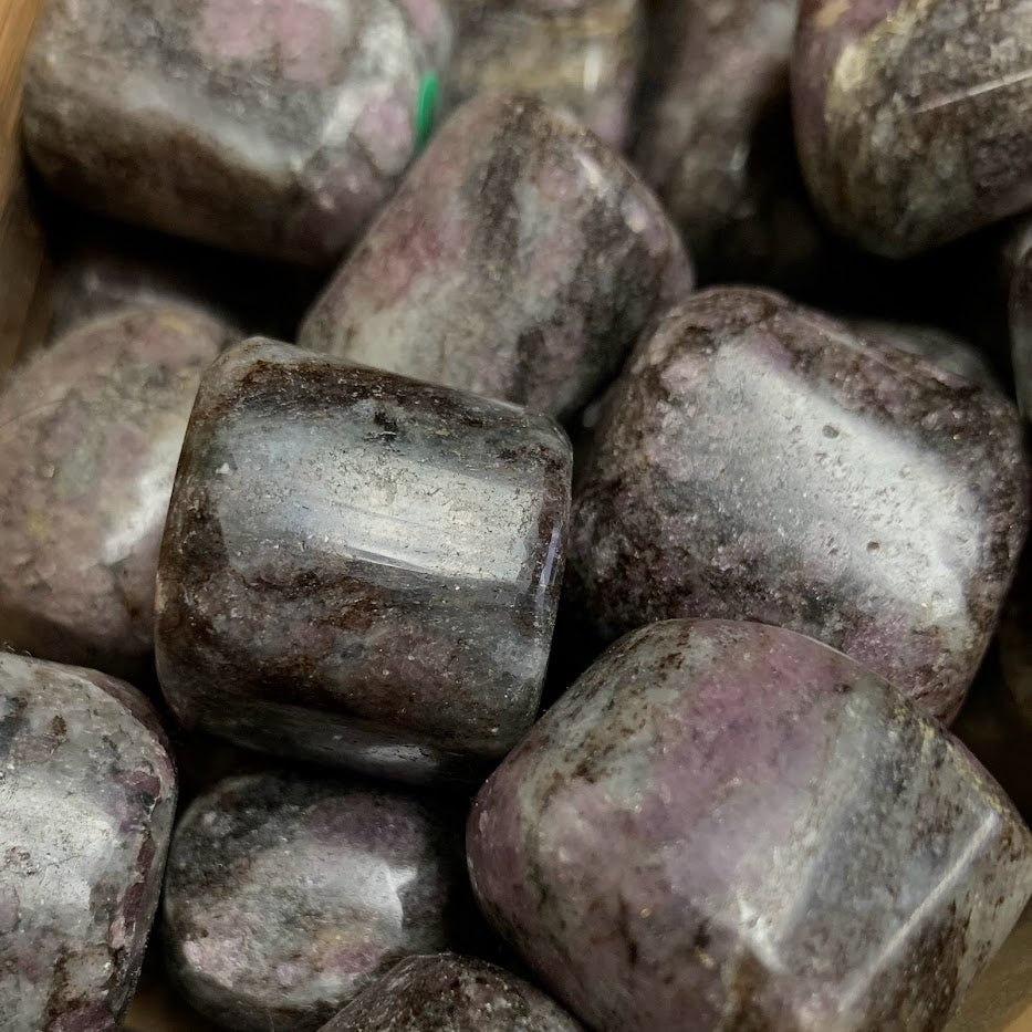 Garnet in Astrophyllite Tumbled