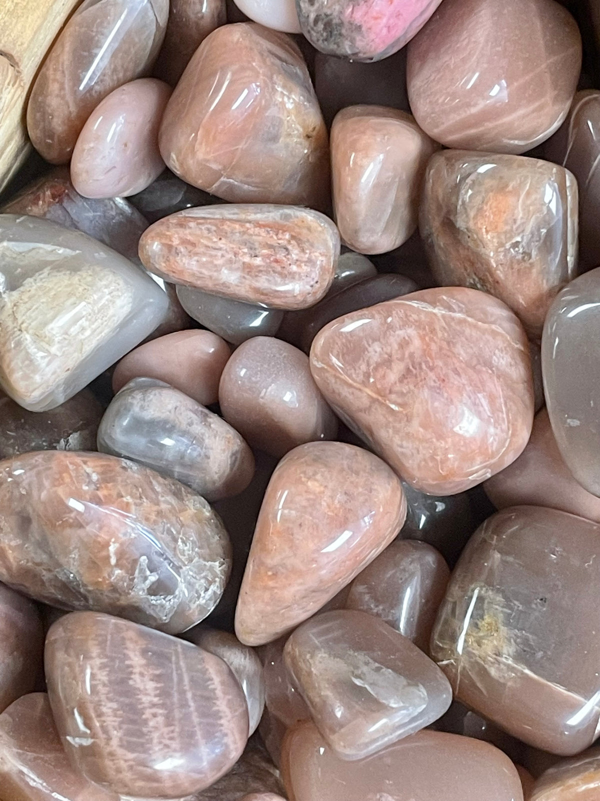 Peach Moonstone Tumbled
