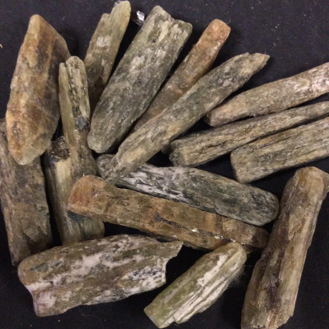 Green Kyanite Blades