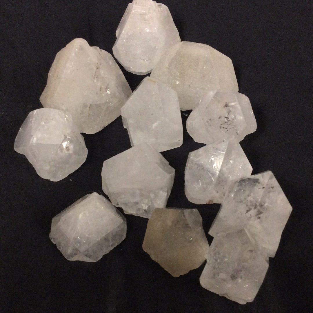 Apophyllite Points